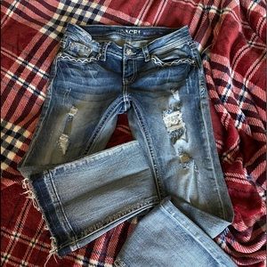 NWOT Grace distressed jeans size 26. BOOTCUT